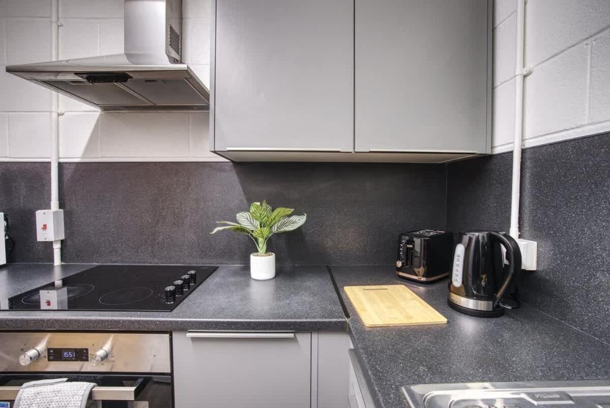 1Br City Centre Apt, Self Check In, Wifi, By Derbnb شيفيلد المظهر الخارجي الصورة