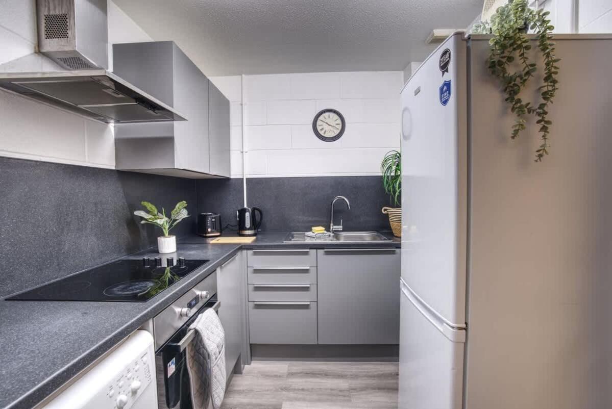 1Br City Centre Apt, Self Check In, Wifi, By Derbnb شيفيلد المظهر الخارجي الصورة